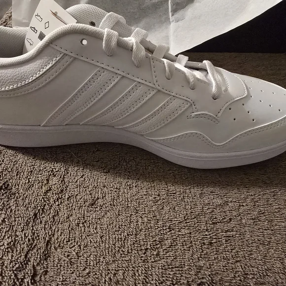 Adidas Men's Classic White Sneakers - Picture 3 of 4
